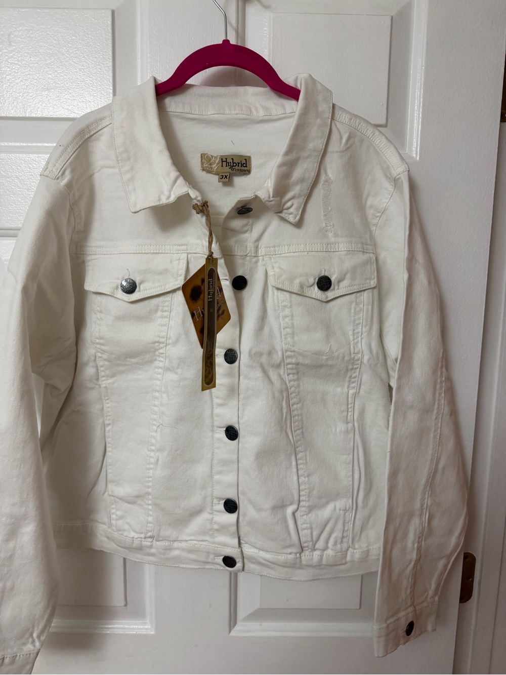 Hybrid & Company White Jean Jacket